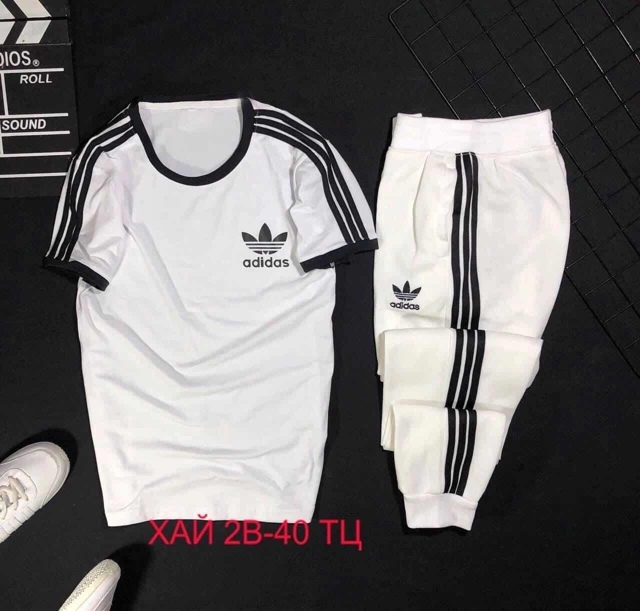 Спортивный костюм 22946814