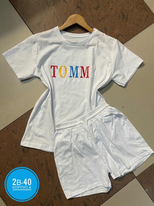 Спортивный костюм 22946163