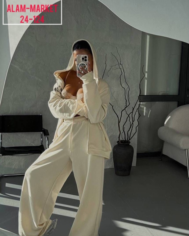 Спортивный костюм 22950091