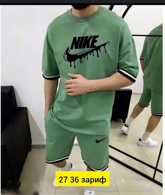 Спортивный костюм 22948498