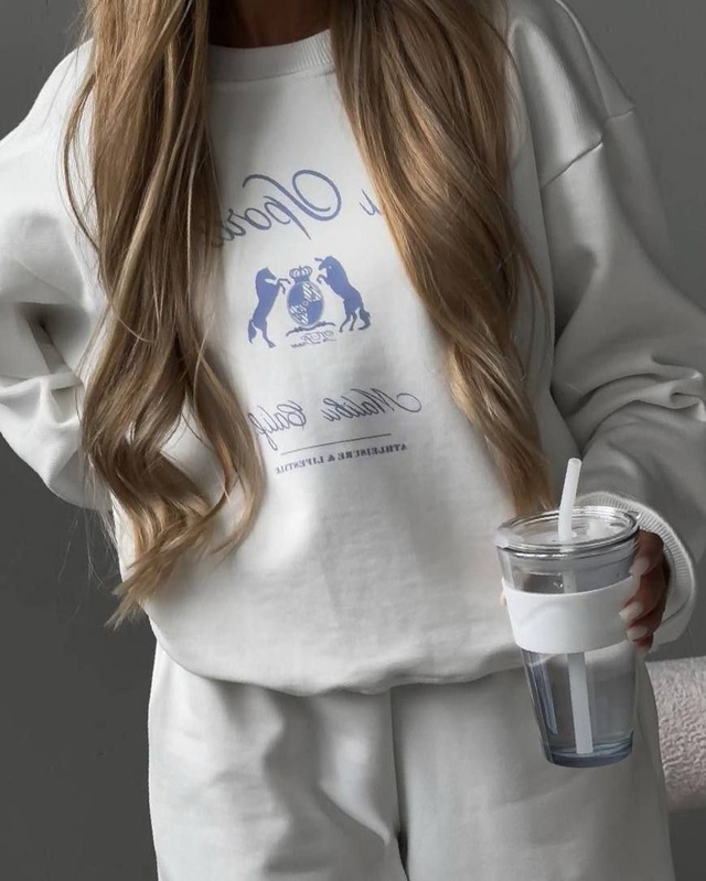 Спортивный костюм 22951721