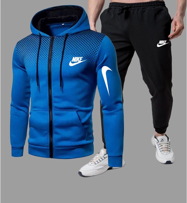 Спортивный костюм 22952915