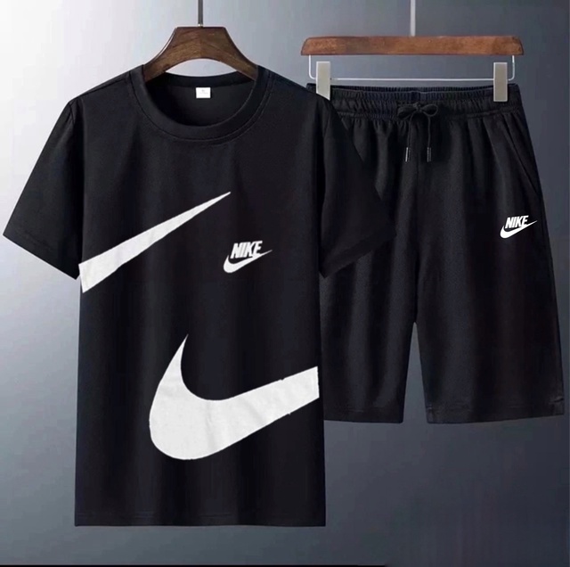 Спортивный костюм 22953151