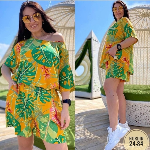 Спортивный костюм 22953717