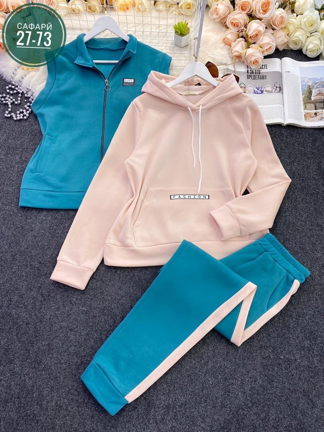 Спортивный костюм 22955944