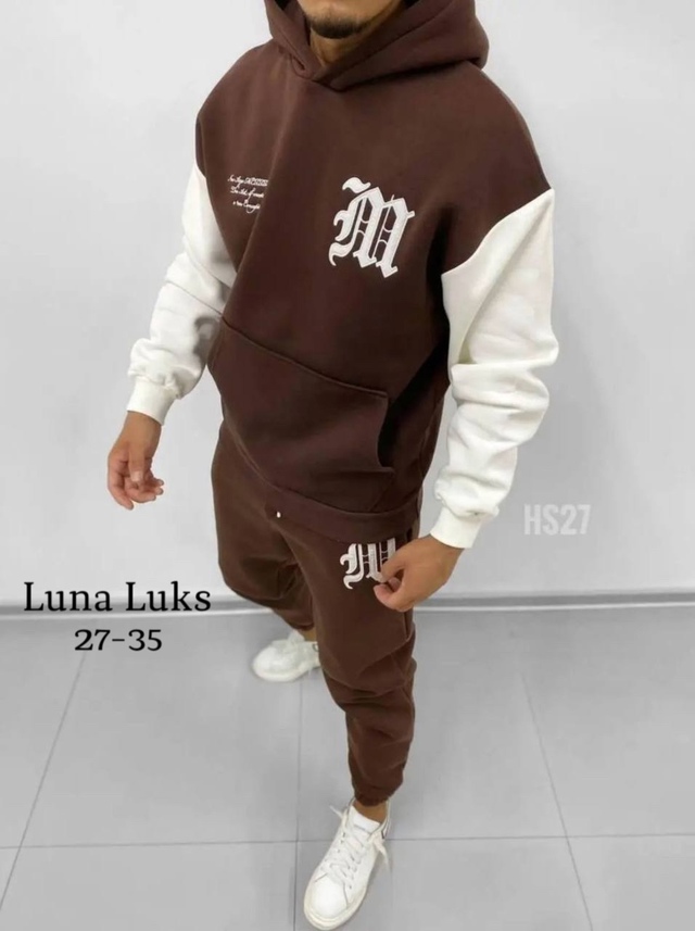 Спортивный костюм 22954792