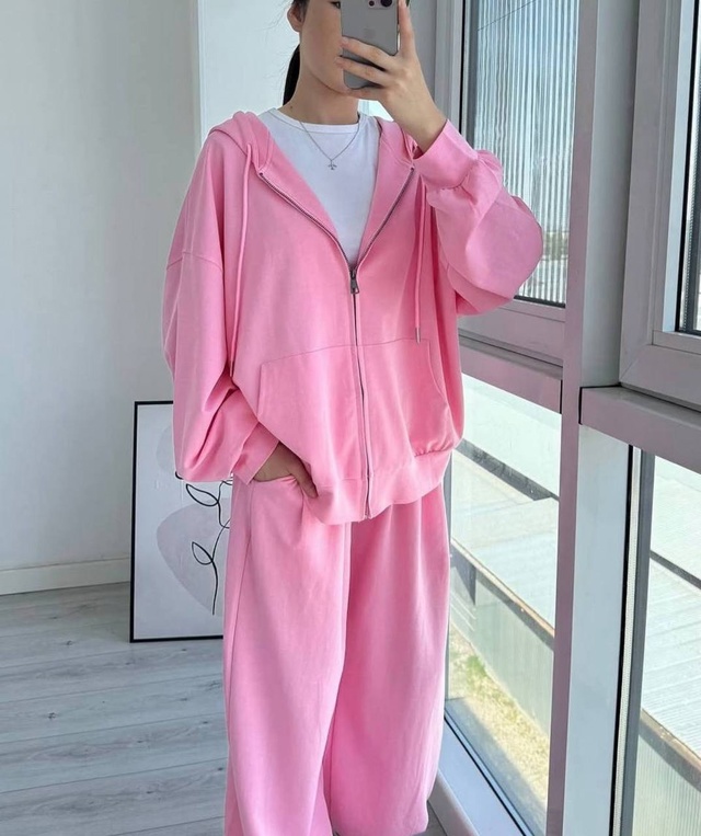 Спортивный костюм 22957524