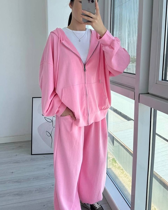 Спортивный костюм 22957524