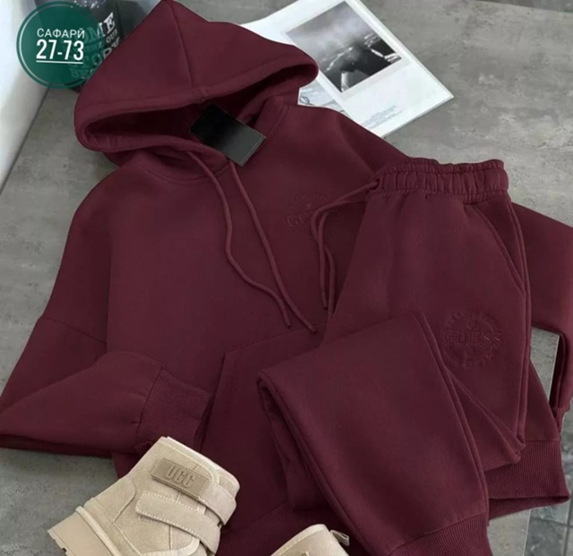 Спортивный костюм 22956474