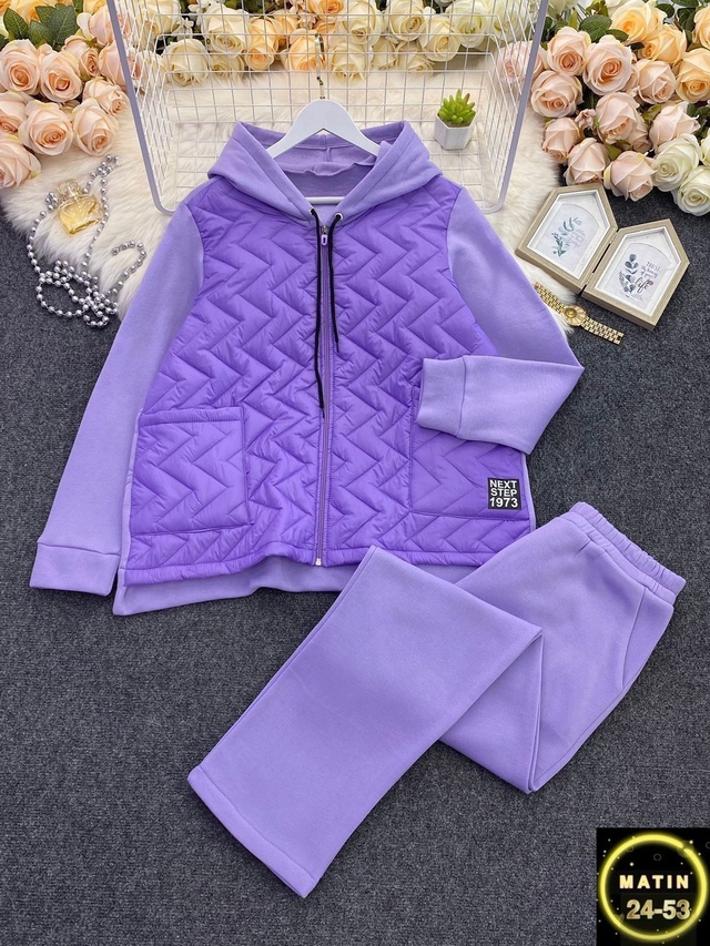 Спортивный костюм 22956928