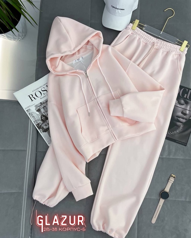 Спортивный костюм 22959483