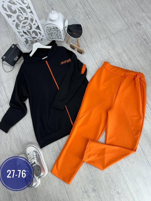 Спортивный костюм 22960549