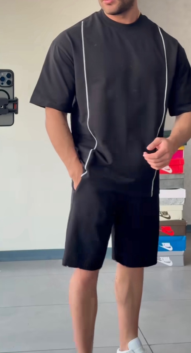 Спортивный костюм 22960777