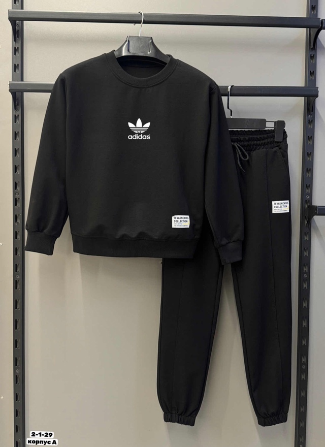 Спортивный костюм 22960908