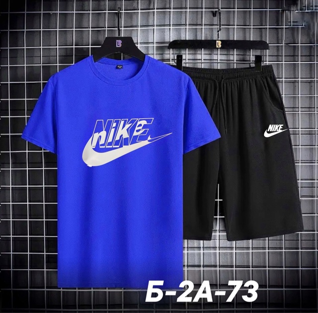 Спортивный костюм 22965257