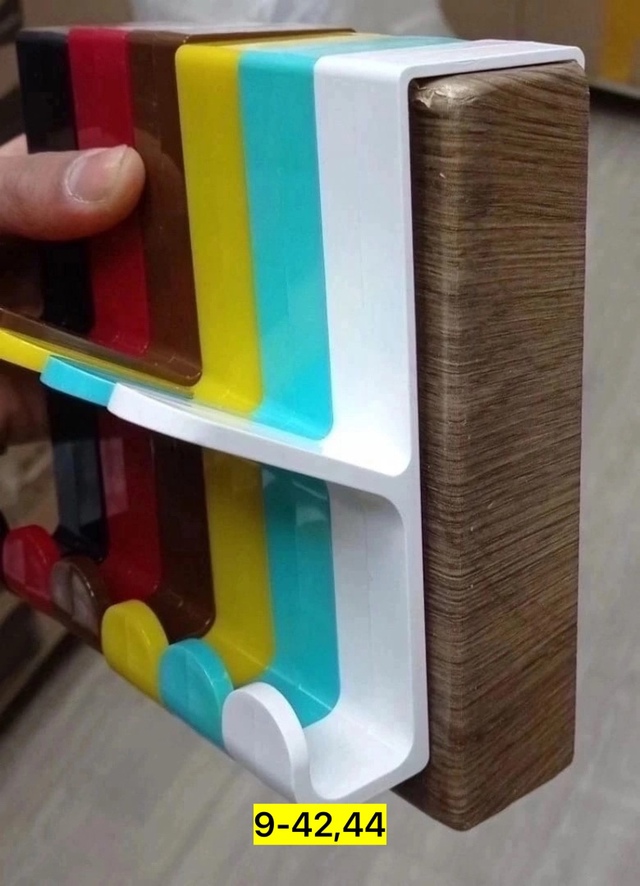 Вешалка 22966068