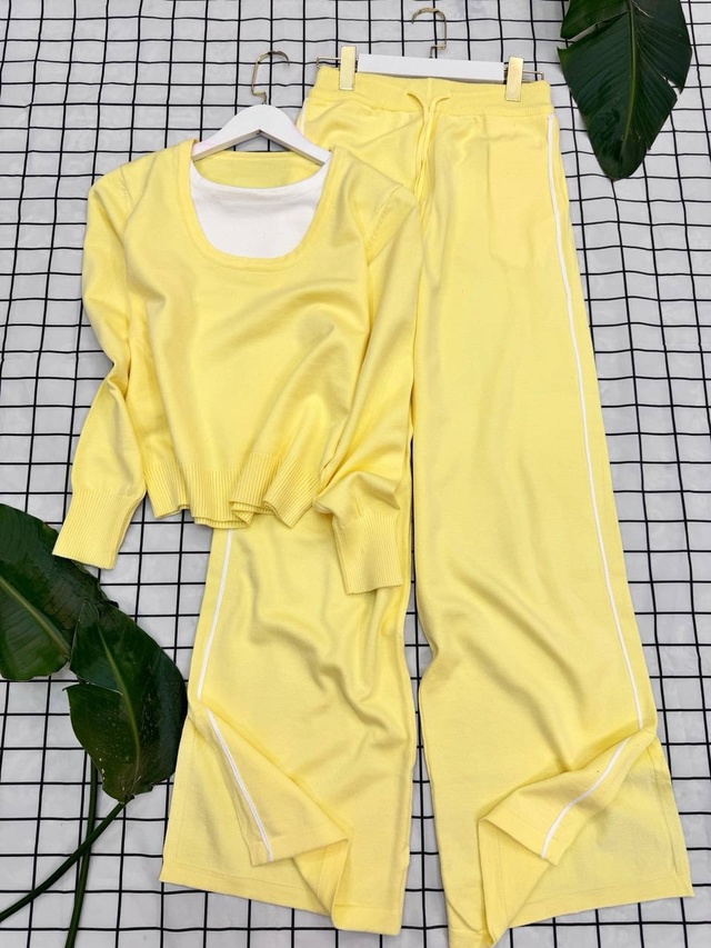 Спортивный костюм 22965240