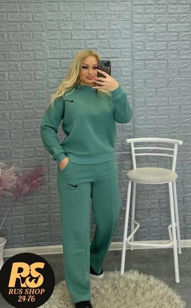 Спортивный костюм 22965649