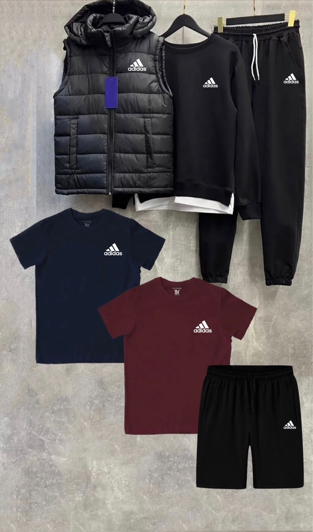 Спортивный костюм 22967504