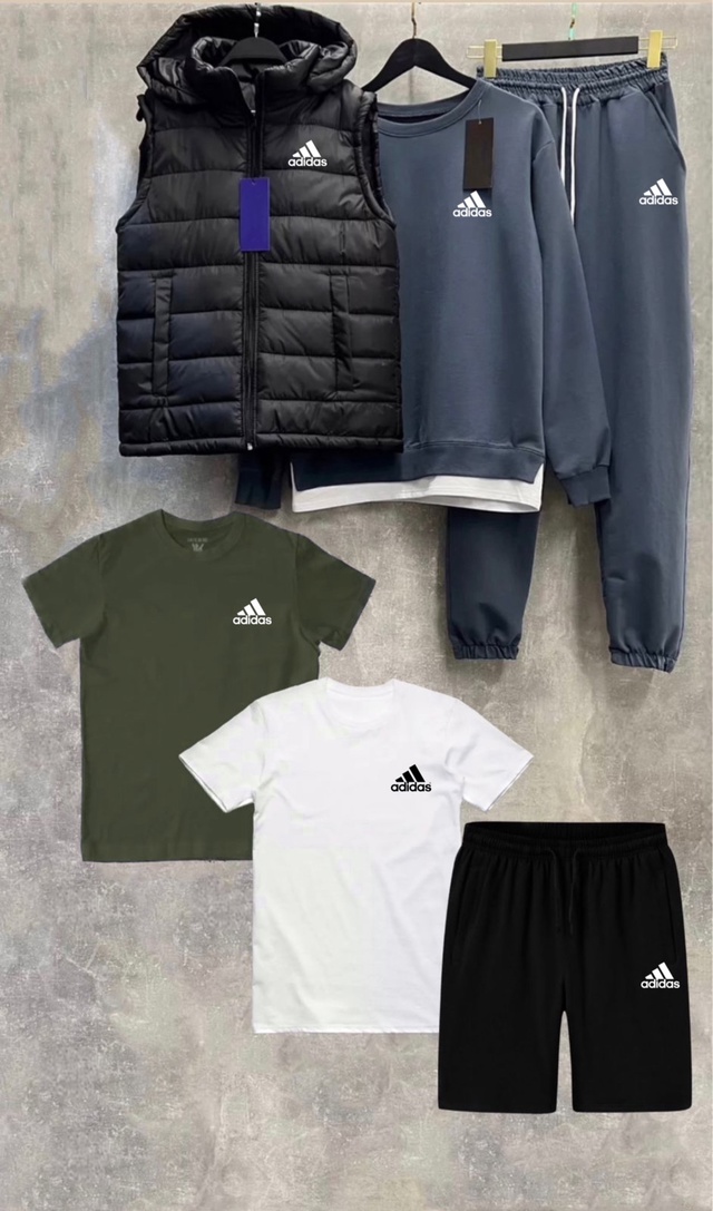 Спортивный костюм 22967504