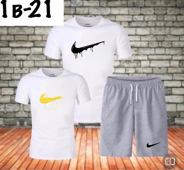 Спортивный костюм 22968960