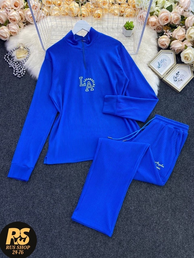 Спортивный костюм 22970017