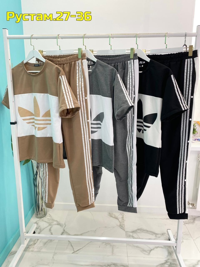 Спортивный костюм 22972115