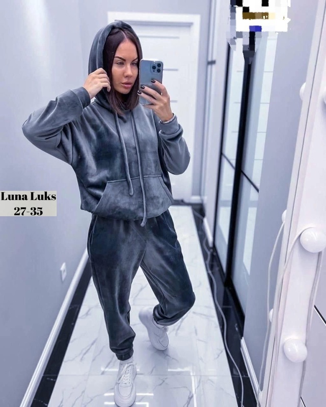 Спортивный костюм 22970580