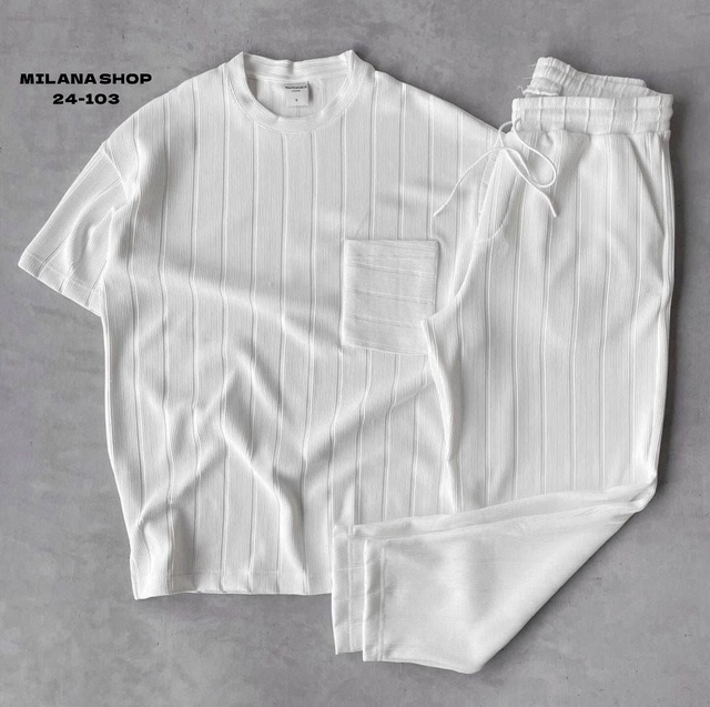 Спортивный костюм 22971898