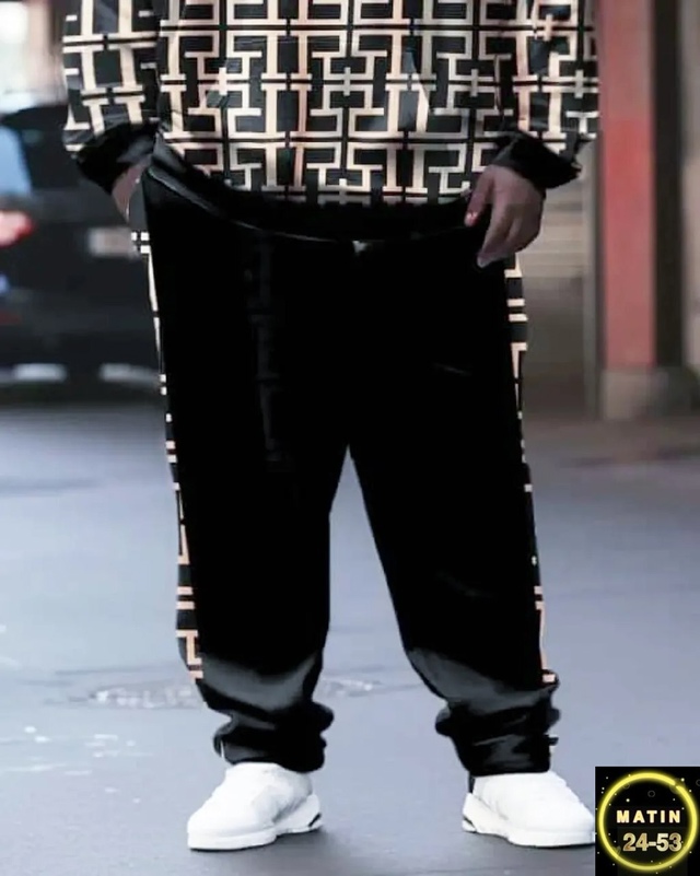 Спортивный костюм 22973896