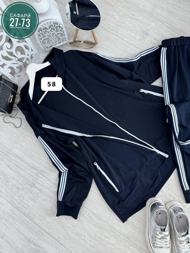 Спортивный костюм 22974029