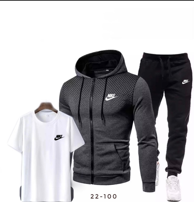 Спортивный костюм 22973284