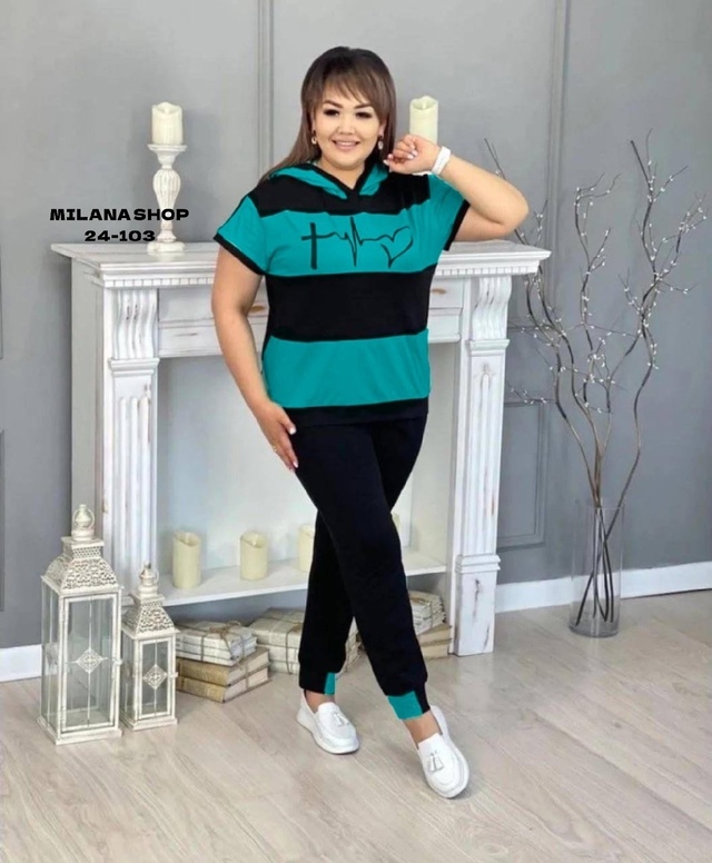 Спортивный костюм 22975996