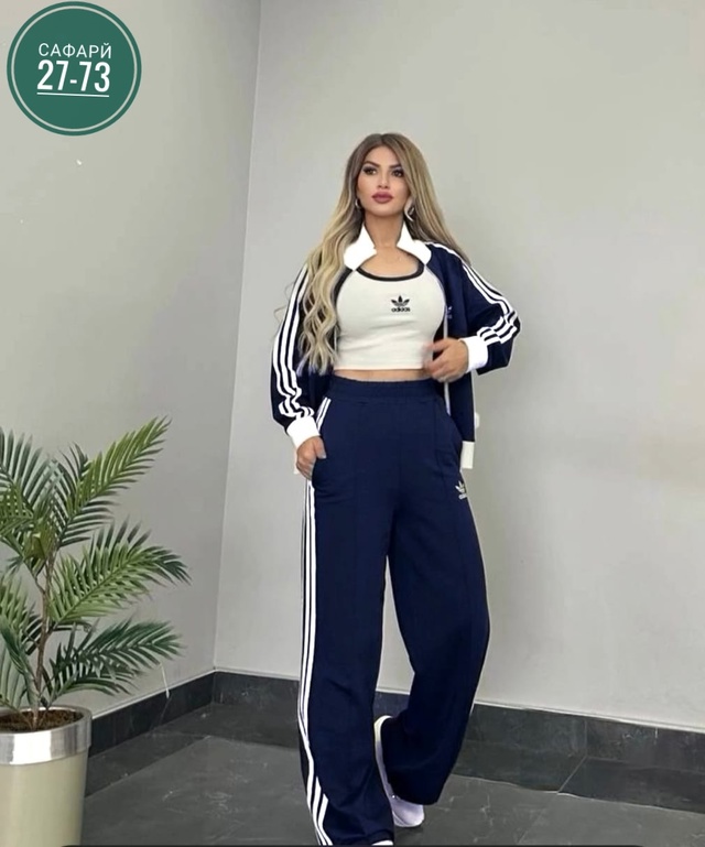 Спортивный костюм 22979162