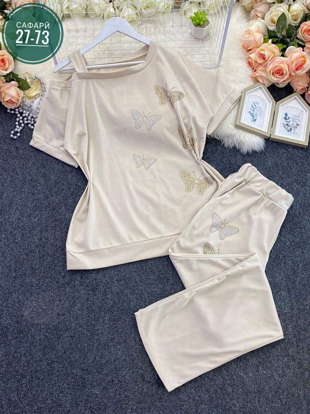 Костюм 22978162