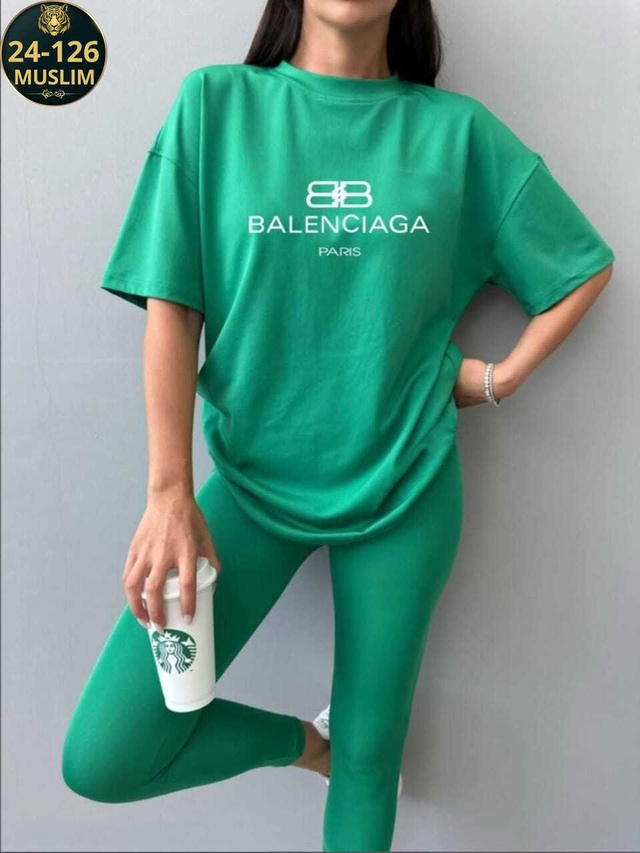 Спортивный костюм 22980701