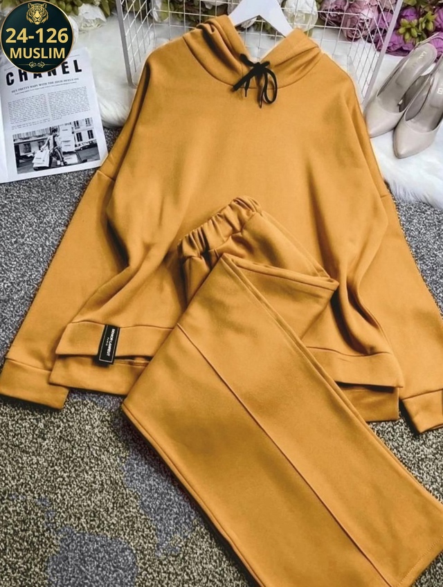 Спортивный костюм 22980876