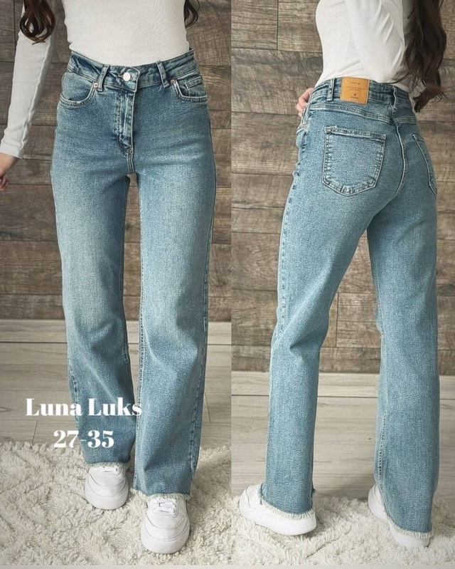 Джинсы 22988359