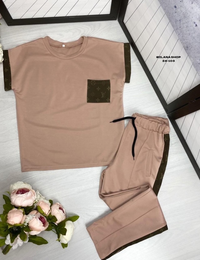 Костюм 22989177