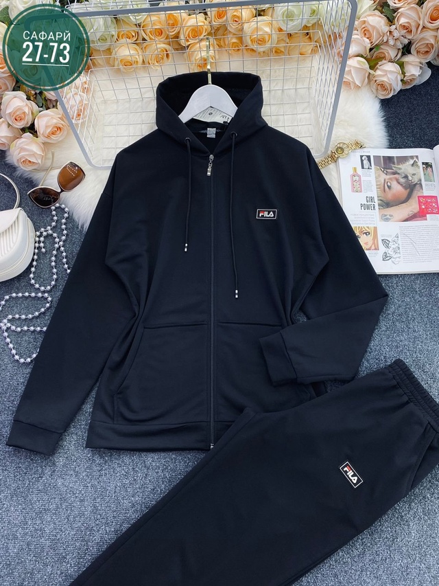 Спортивный костюм 22990602