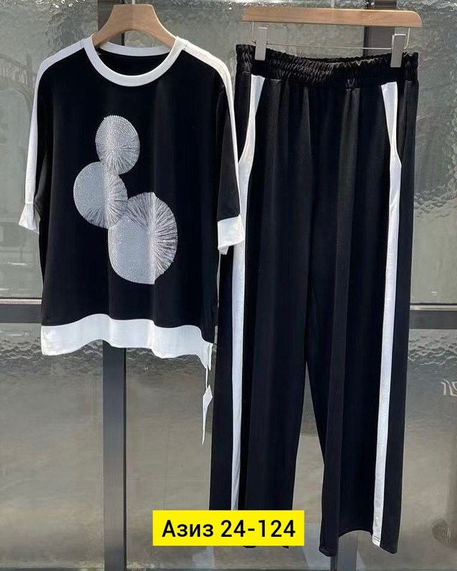 Костюм 22990403