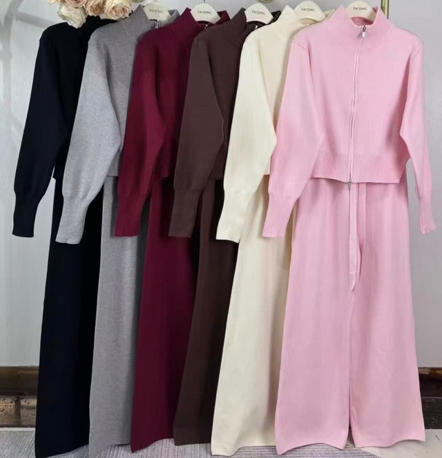 Костюм 22991443