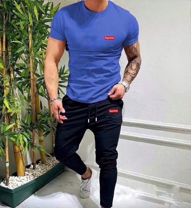 Спортивный костюм 22992833