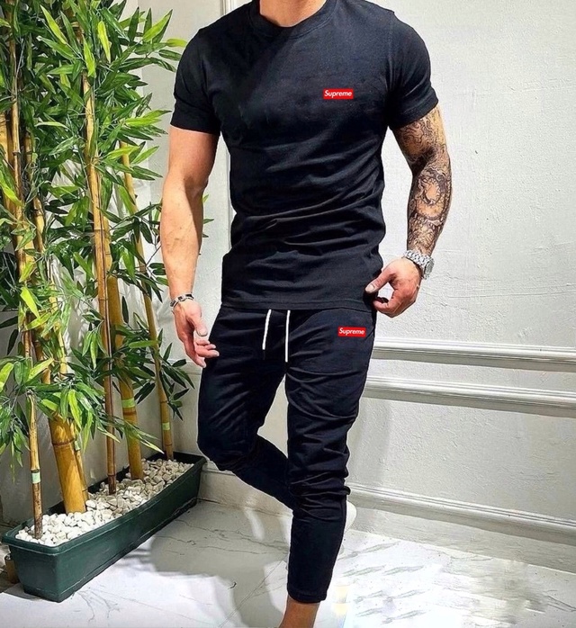 Спортивный костюм 22992833