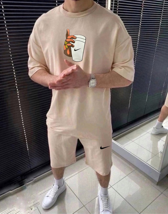 Спортивный костюм 22993794