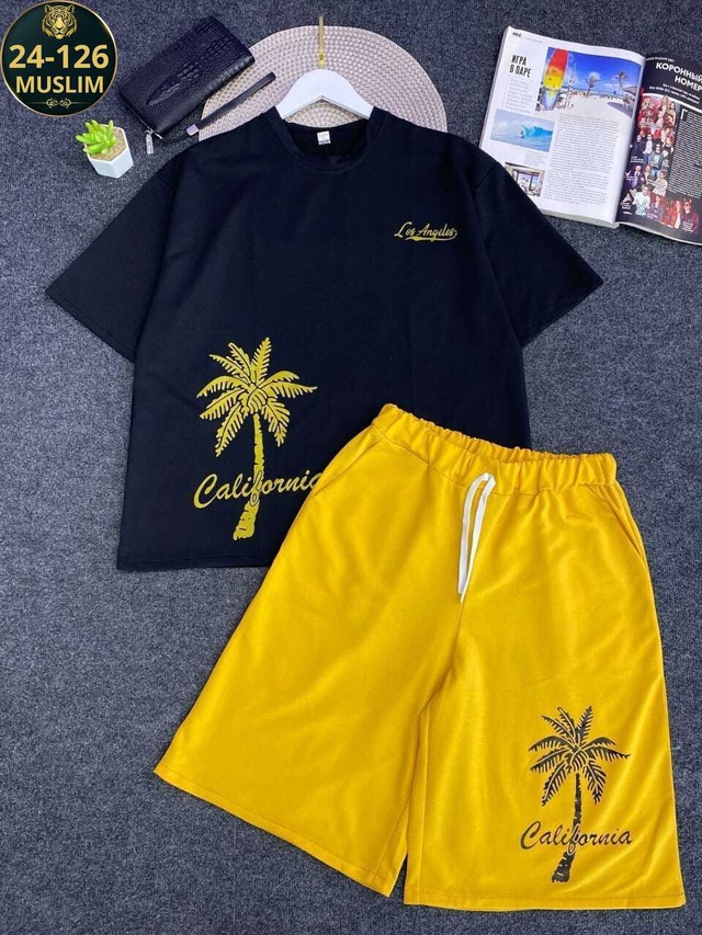 Спортивный костюм 22993607