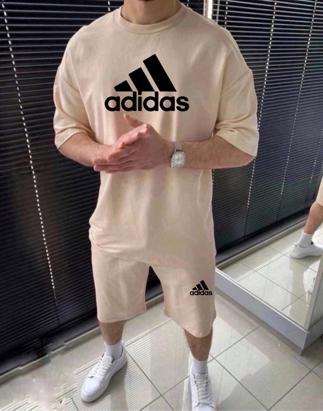 Спортивный костюм 22993794