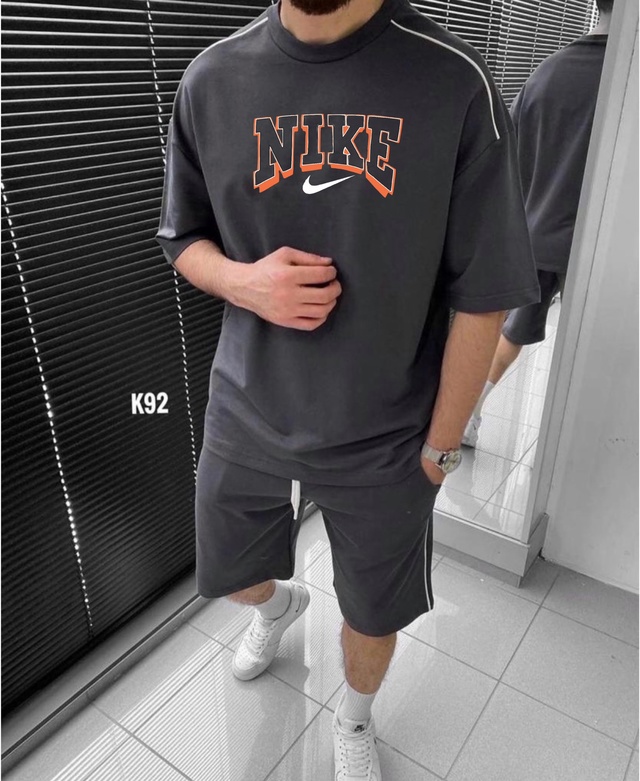 Спортивный костюм 22993687