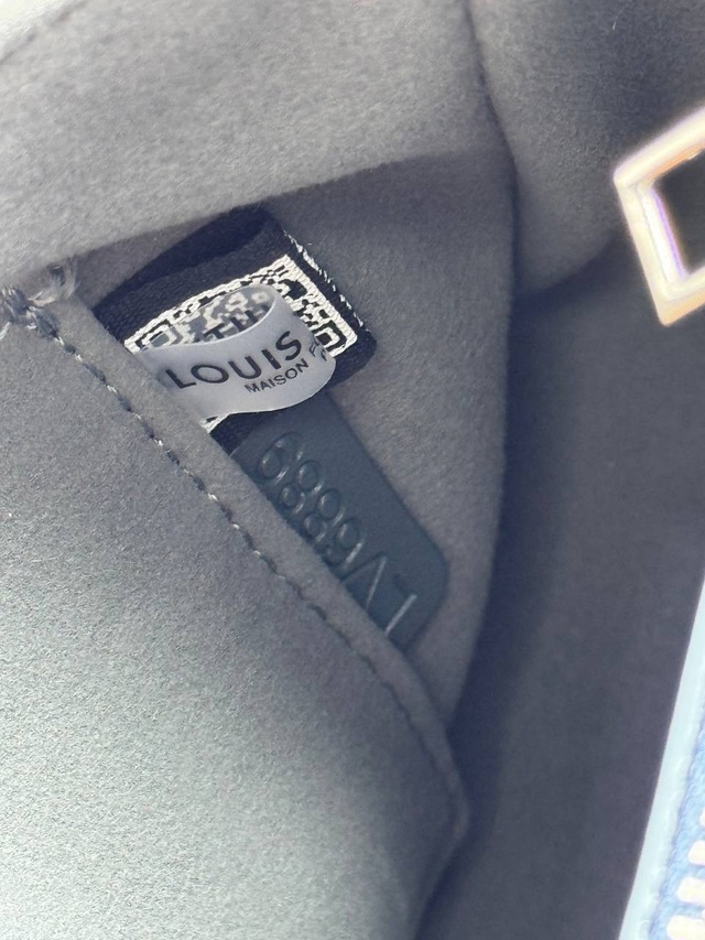 Джинсы 22995638