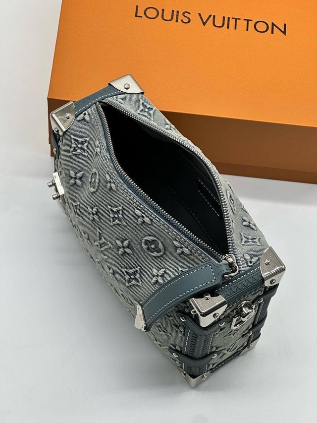 Джинсы 22995642